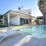 House 度假居 *