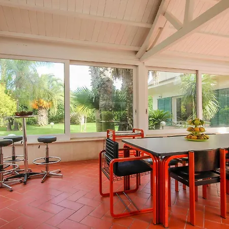 House * Comiso