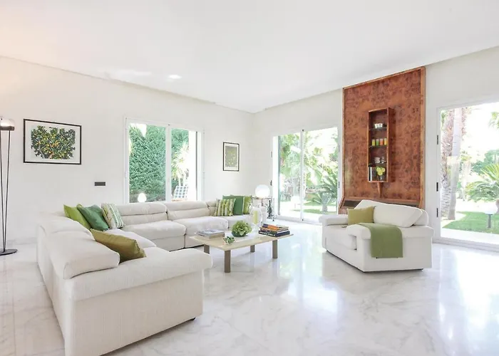 House * Comiso